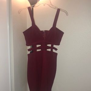 Maroon Form fitting dress from Tobi! Worn once!!